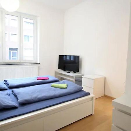 Privatzimmer Nahe Bahnhof Und City Βίρτσμπουργκ Εξωτερικό φωτογραφία