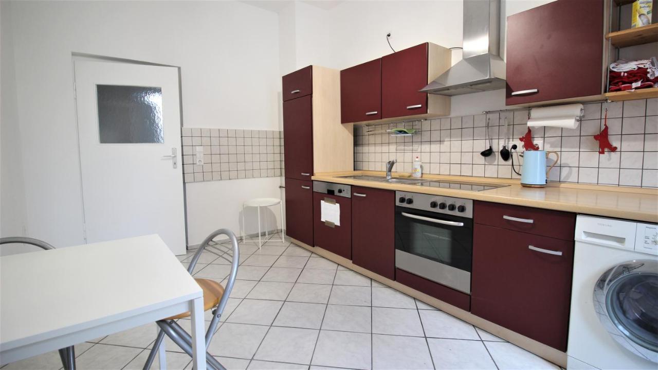 Privatzimmer Nahe Bahnhof Und City Βίρτσμπουργκ Εξωτερικό φωτογραφία
