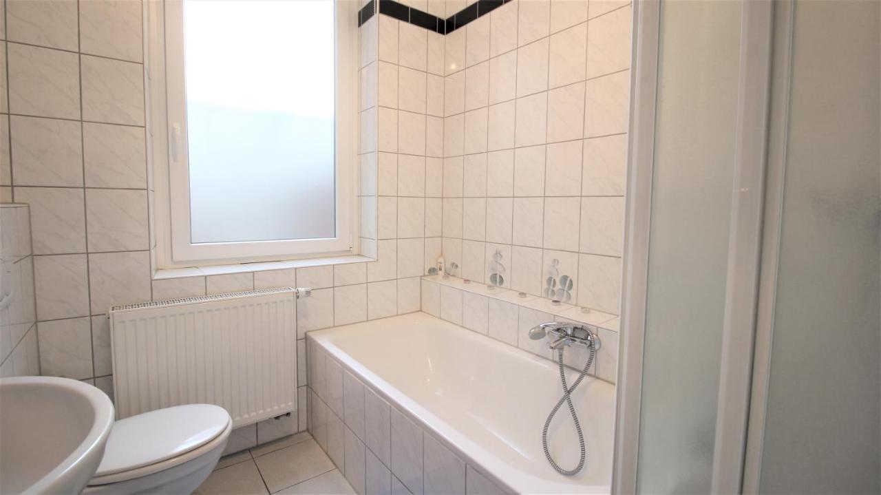 Privatzimmer Nahe Bahnhof Und City Βίρτσμπουργκ Εξωτερικό φωτογραφία