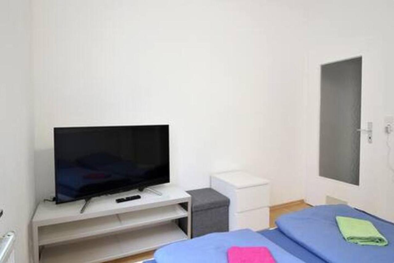 Privatzimmer Nahe Bahnhof Und City Βίρτσμπουργκ Εξωτερικό φωτογραφία